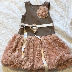 Girls dress